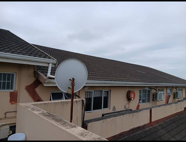 800M² BUILDING FOR SALE IN SPARKS ESTATE